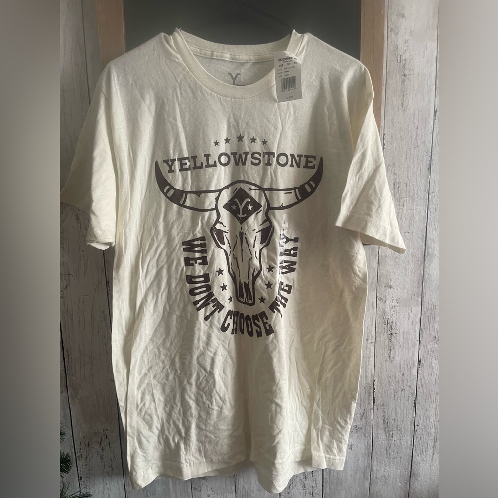 NWT Yellowstone T shirt Sz Large